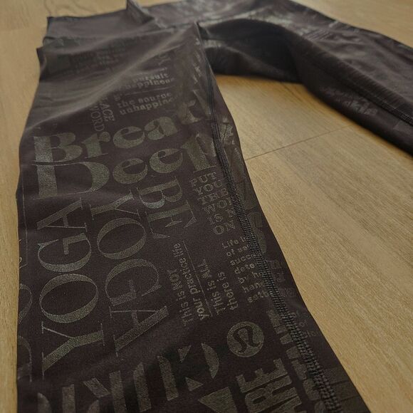 Lululemon Wunder Under High-Rise Crop 23" *Full-On Luxtreme Manifesto Womens 8 - Picture 4 of 12